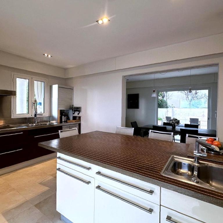 Clos des Iles - sea view villa with pool, Super Cannes - Villa - 16