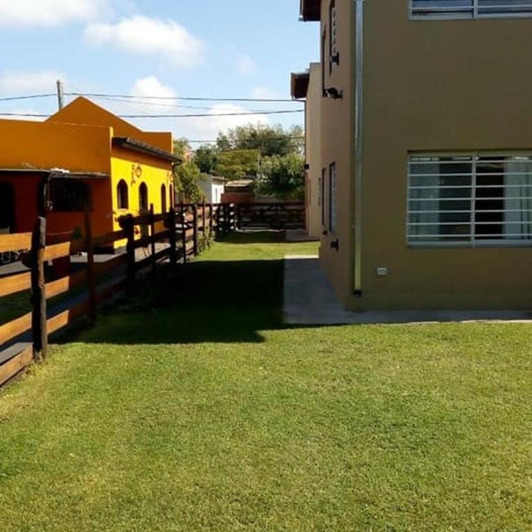 Departamento tipo casa en Tandil, cómodo, luminoso y moderno en planta baja - Casa con 1 dormitorio - 6