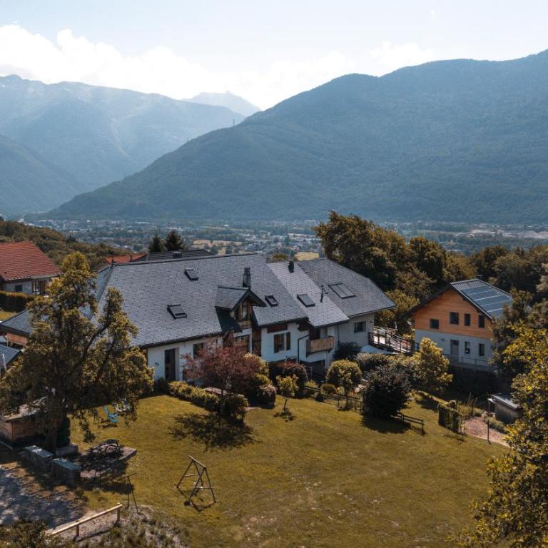 Chalet Gîte écologique de Noémie - Maison 6 Chambres - 5