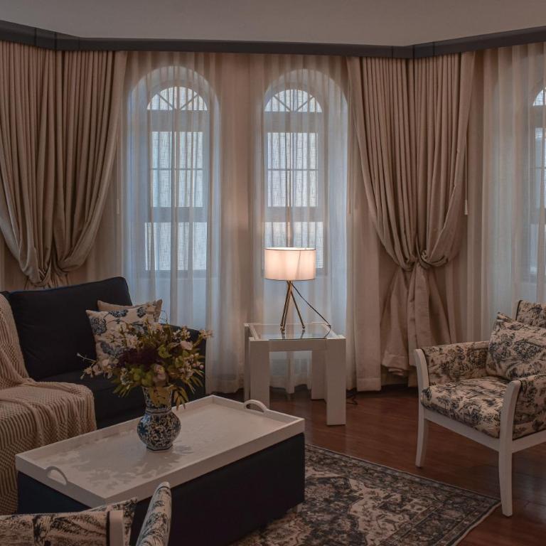 Parc Royal Suites Hotel - Suite Superior con cama extragrande - 2