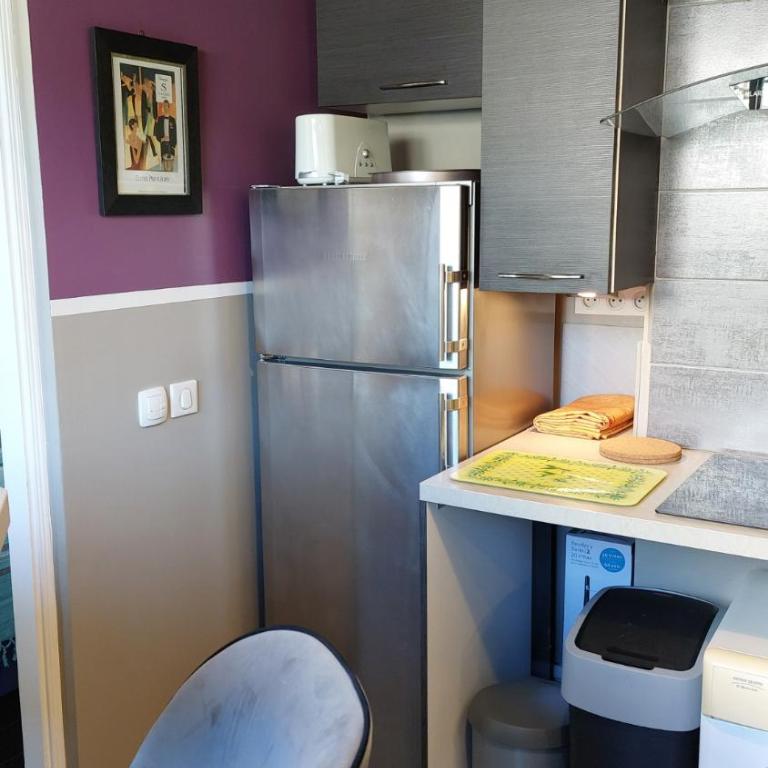 Cosy F1 avec grande terrasse à 2 pas du tramway - Appartamento con 1 Camera da Letto - 24