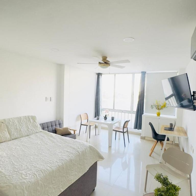 Acogedor apartamento con vista a El laguito para 1-4 personas - One-Bedroom Apartment - 1