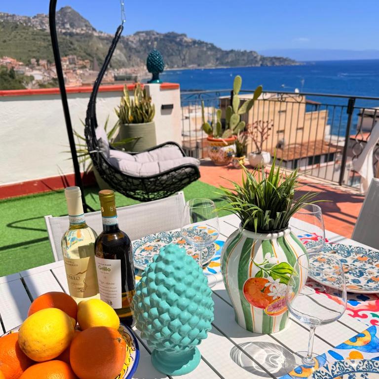 Casa Carmen - Appartamento con 2 Camere da Letto, Terrazza e Vista Mare - 3