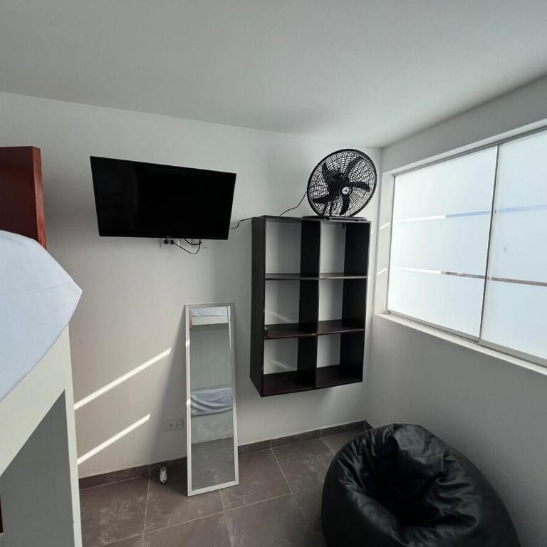 Los Pulpos Beach House - Four-Bedroom House - 9