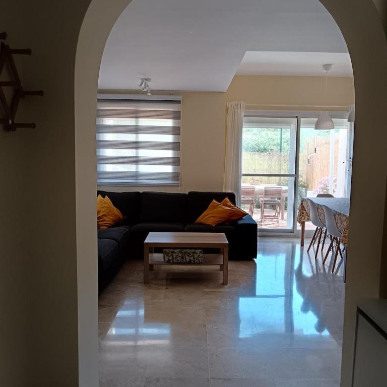 Lovely house with garden and community pool - Casa de 3 dormitorios - 6