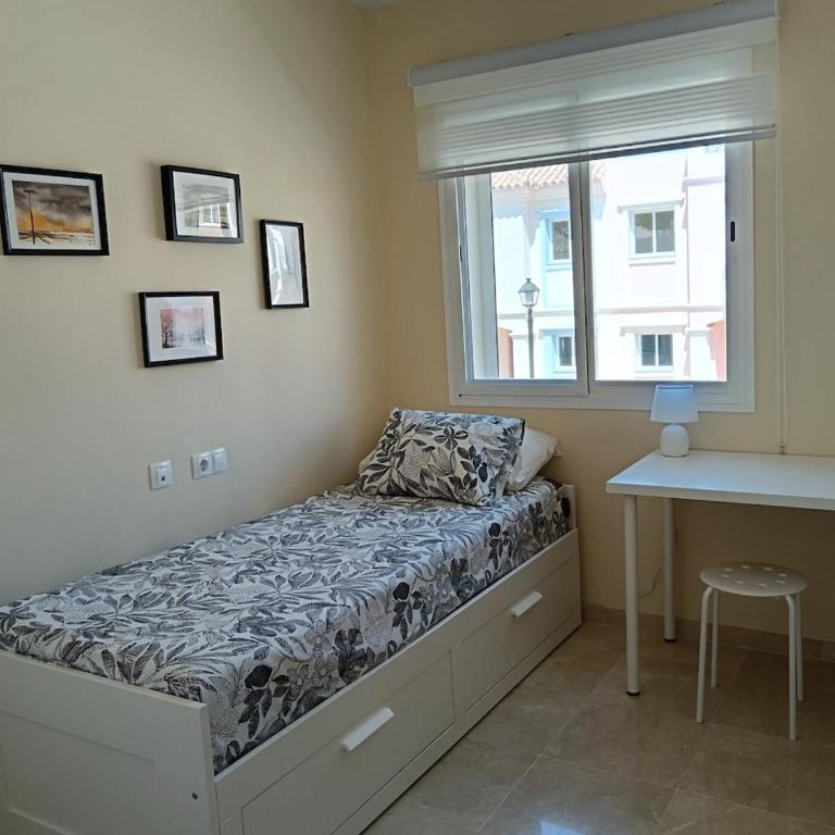 Lovely house with garden and community pool - Casa de 3 dormitorios - 16