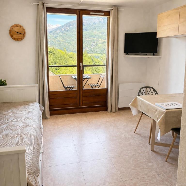 Vue montagne exceptionnelle T2 Cosy avec Balcon proche du lac - Appartement 1 Chambre - 3