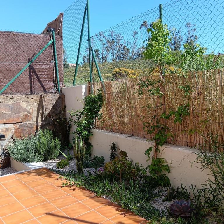 Lovely house with garden and community pool - Casa de 3 dormitorios - 41