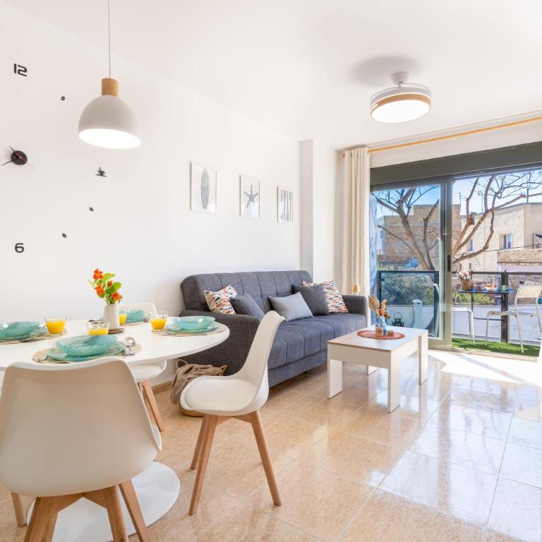 Centro Delta Ebro | Cerca de playas y naturaleza - Two-Bedroom Apartment with Balcony - 1