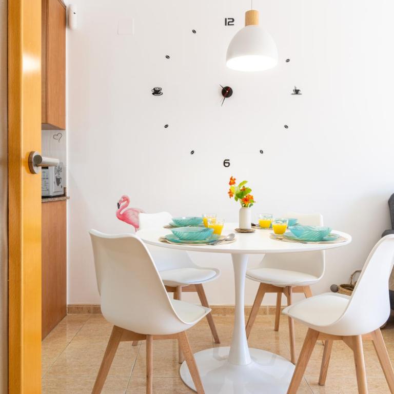 Centro Delta Ebro | Cerca de playas y naturaleza - Two-Bedroom Apartment with Balcony - 4