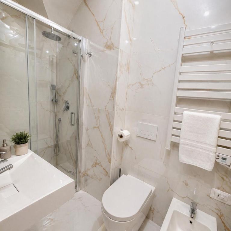 Luxury 7 al Duomo di Parma - Appartamento con 1 Camera da Letto - 2