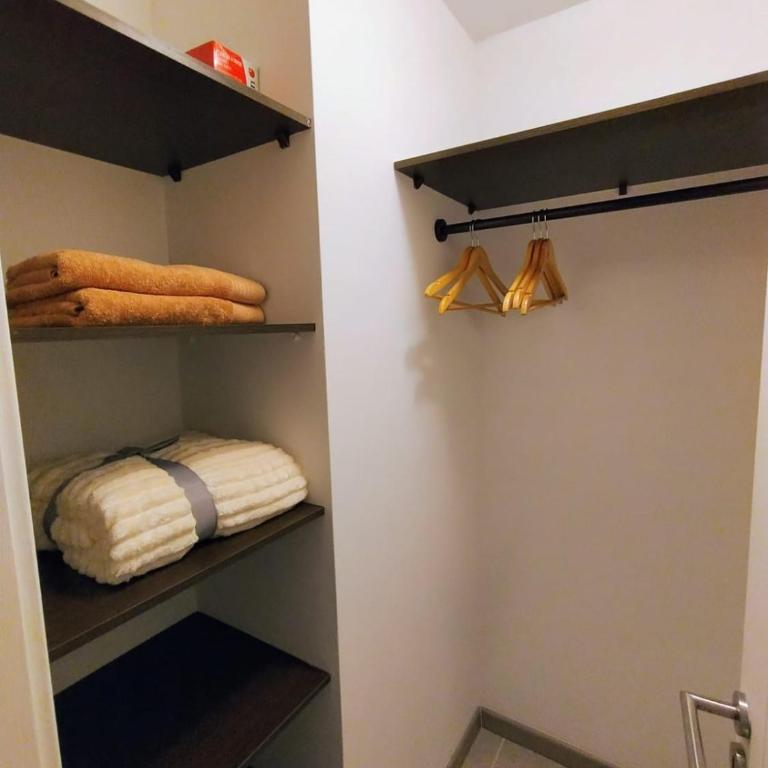 Beautiful Apartment close Barrio Italia, metro with Wi-Fi, suitable for working remotely - Apartamento de 2 dormitorios - 7