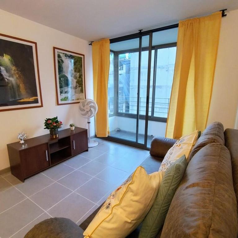 Beautiful Apartment close Barrio Italia, metro with Wi-Fi, suitable for working remotely - Apartamento de 2 dormitorios - 13