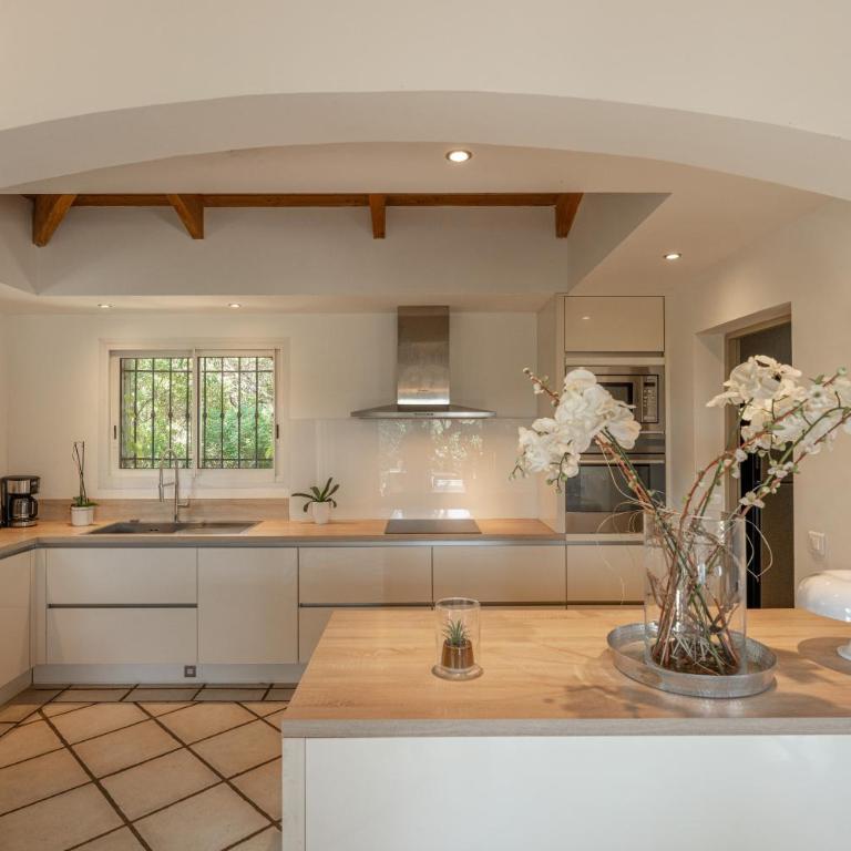 villa pool heated, calm, comfort & beaches - Villa con 3 Camere da Letto - 11