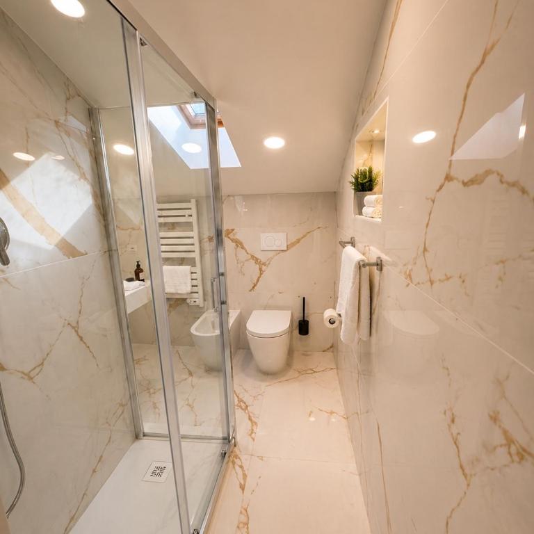 Luxury 10 al Duomo di Parma - One-Bedroom Apartment - 4