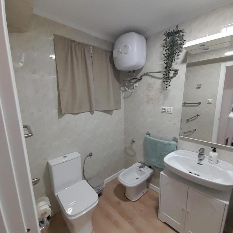 Alojamiento El Sevillano - Apartamento de 3 dormitorios - 12