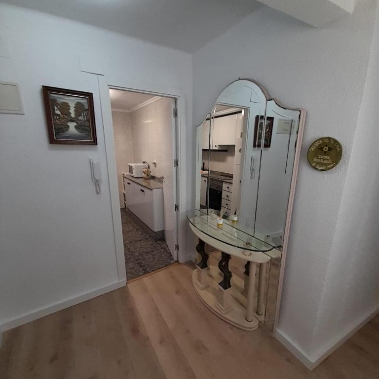 Alojamiento El Sevillano - Apartamento de 3 dormitorios - 4