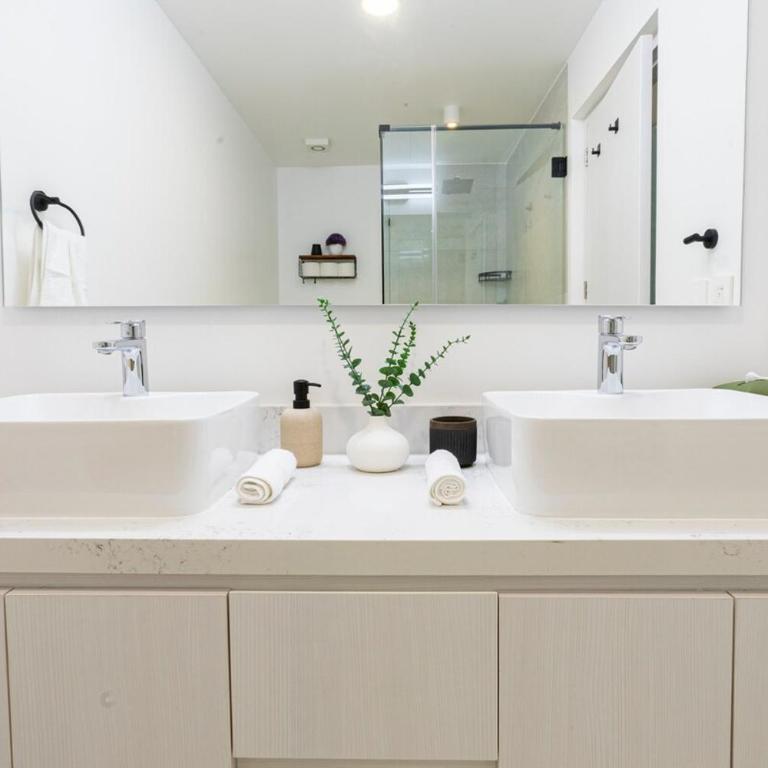 2BDR Condo Beach Downtown Jacuzzi Pool Amenities - Apartamento de 1 dormitorio - 5