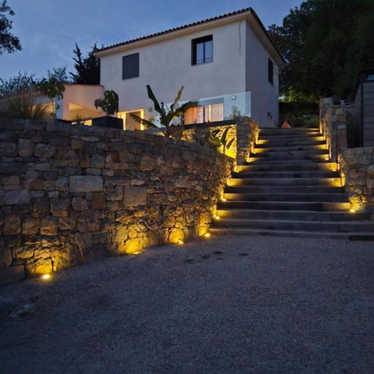 Magnifique Villa contemporaine avec Piscine- Calme et vue exceptionnelle - Villa con Piscina Privata - 57
