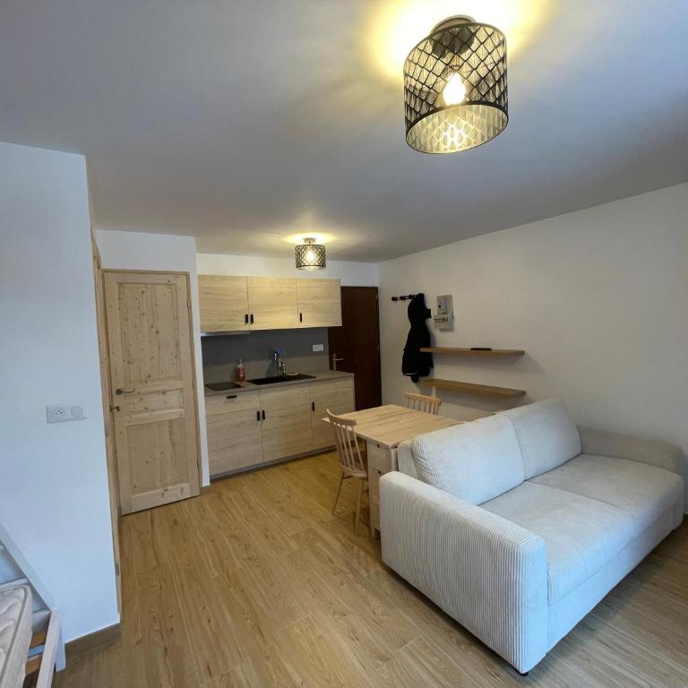 Appartement à 2 min des pistes - Appartement - Vue sur Jardin - 4