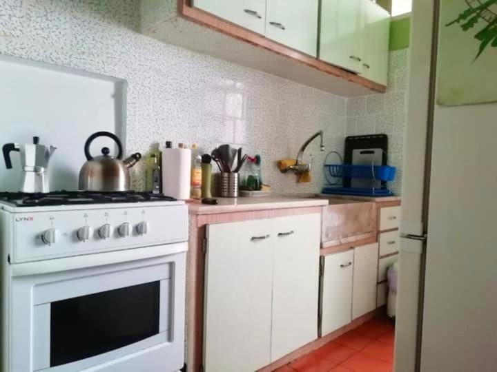 Mediterráneo Rooms Shared Flat 7min Beach Las Arenas rent more 10 days - Queen Room with Balcony - 8
