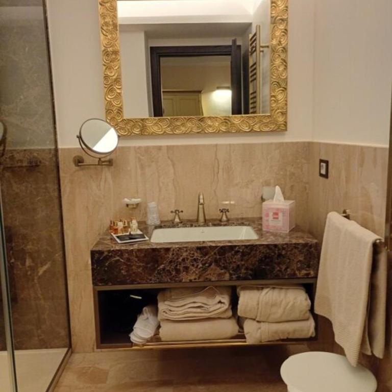Villa Alliata Relais & Spa - Camera Matrimoniale con Bagno Privato - 1