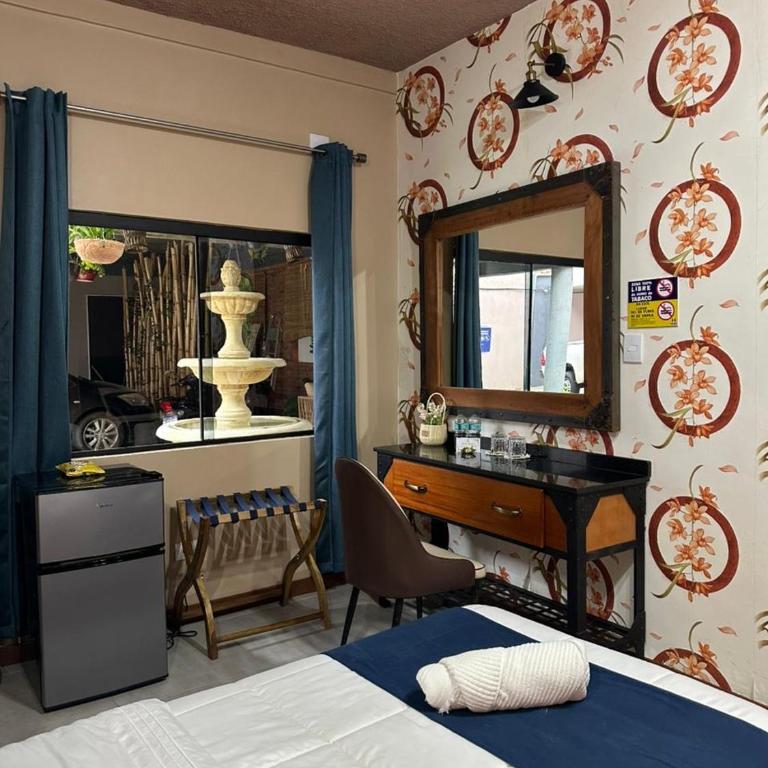 Doña Emilia Hotel Boutique - Habitación Familiar Estándar - 10