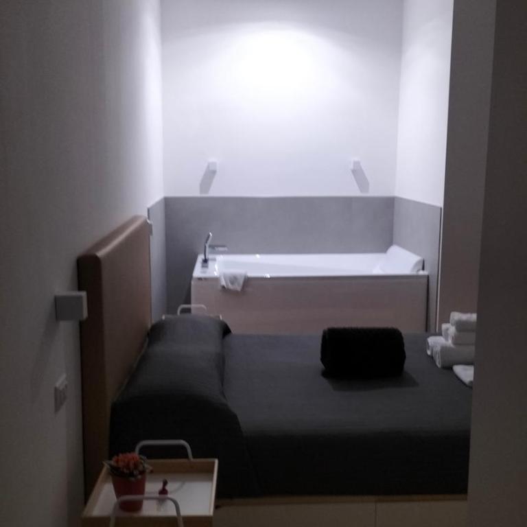 Dell'Ova 98 Rooms - Double Room with Spa Bath - 39