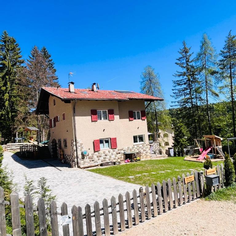 Casa Vacanze Natura - Three-Bedroom Apartment - 1