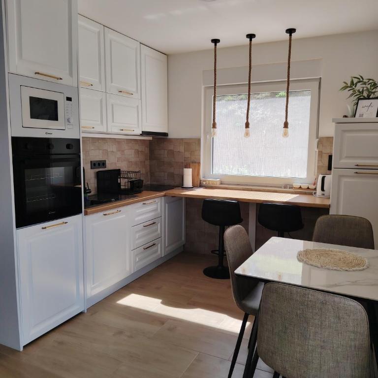 Zen Apartment Tuzla - One-Bedroom Apartment - 6