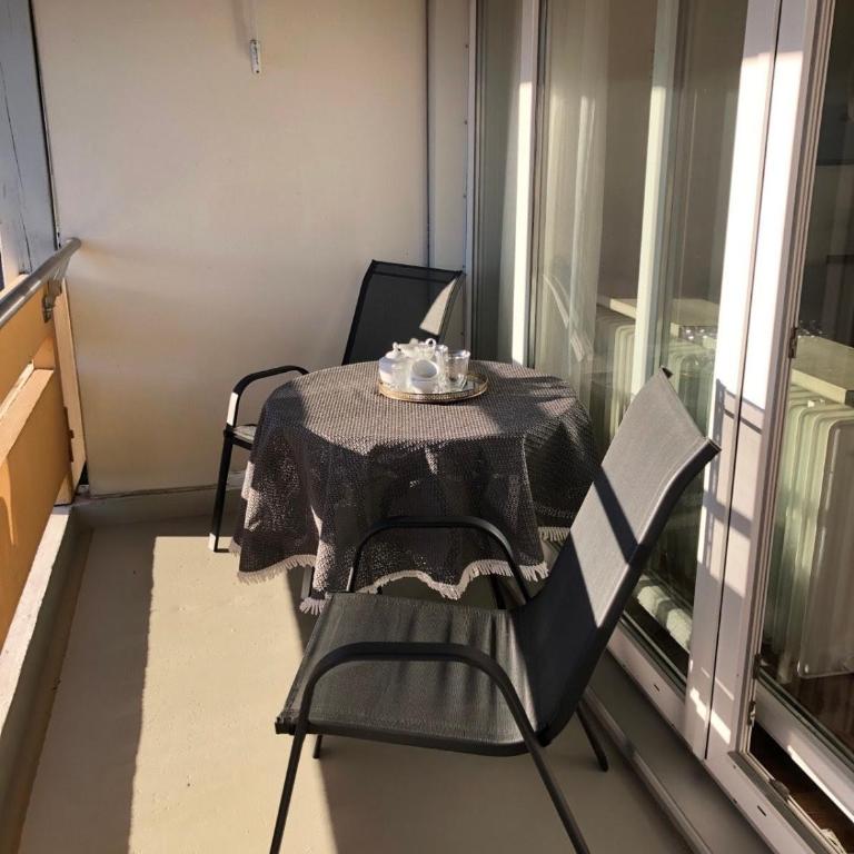 Modernes Appartement - ruhig, zentrumsnah, abendsonnige Loggia - Apartment mit 1 Schlafzimmer - 16