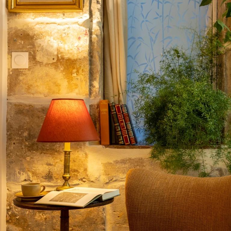 Charming Paris Hideaway in Saint-Germain - Studio - 8