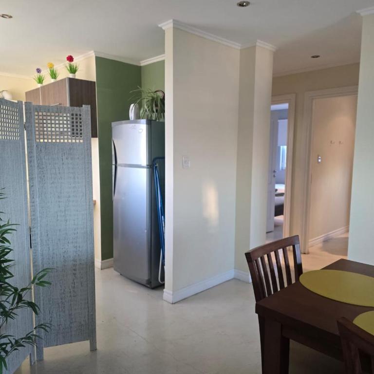 Departamento Centrico - Two-Bedroom Apartment with View - 9
