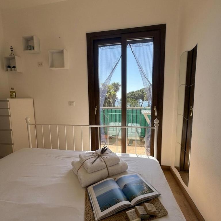 Appartamentino in villa a 2 passi dal mare - Camera Deluxe Matrimoniale con Vista Mare - 2