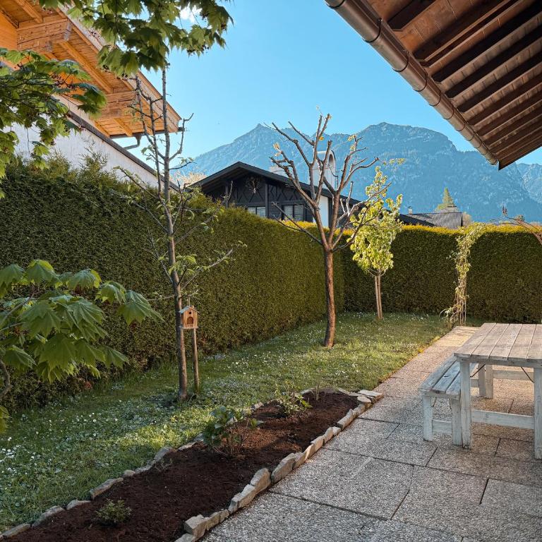 Haisl - Bergblick Ferienhaus in Partenkirchen mit eigenem Garten - NEU! Mai '26 - Ferienhaus mit 3 Schlafzimmern - 37