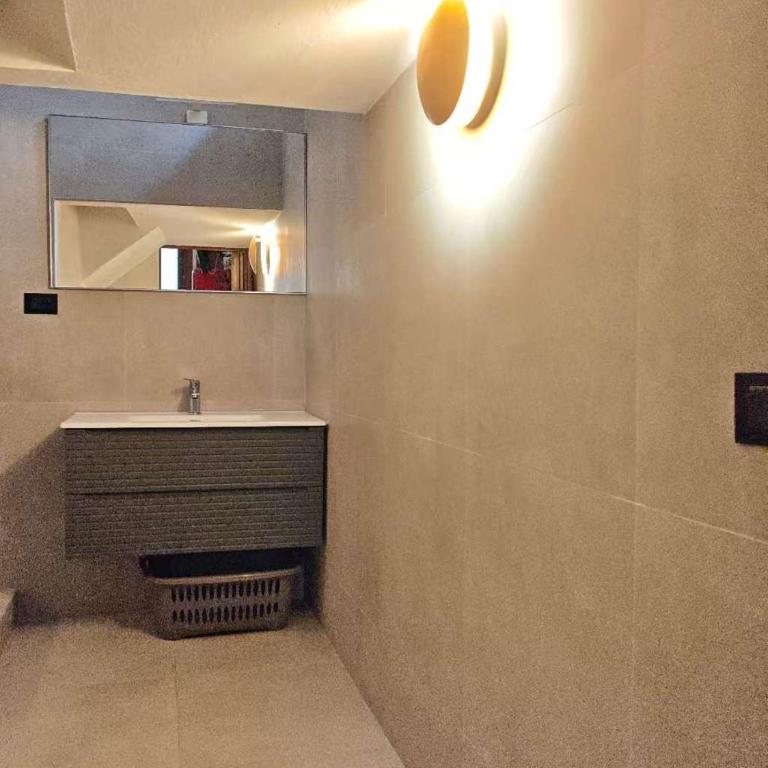 Ca Giulia - Double or Twin Room with Private Bathroom - 3