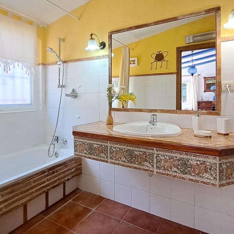 Casa Rural La Pedra - Casa Unifamiliar de 3 dormitorios - 14