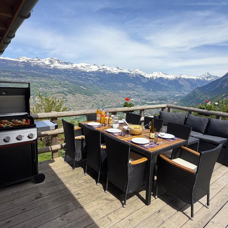 Chalet panoramique avec vue alpine à 180 degrés - poêle scandinave & nature - Chalet - 1