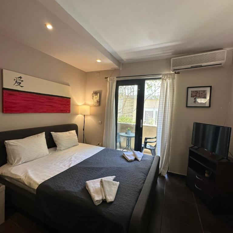 Bono Apartments - Dvokrevetna Soba sa Bračnim Krevetom i Balkonom - 1