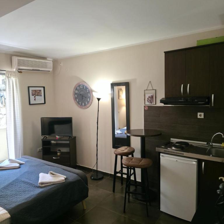 Bono Apartments - Dvokrevetna Soba sa Bračnim Krevetom i Balkonom - 5