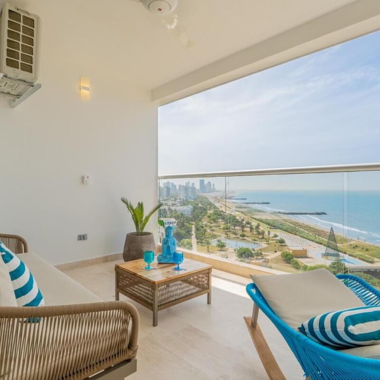 Apartamento con vista al mar, terraza privada y piscina cerca aeropuerto - One-Bedroom Apartment - 1