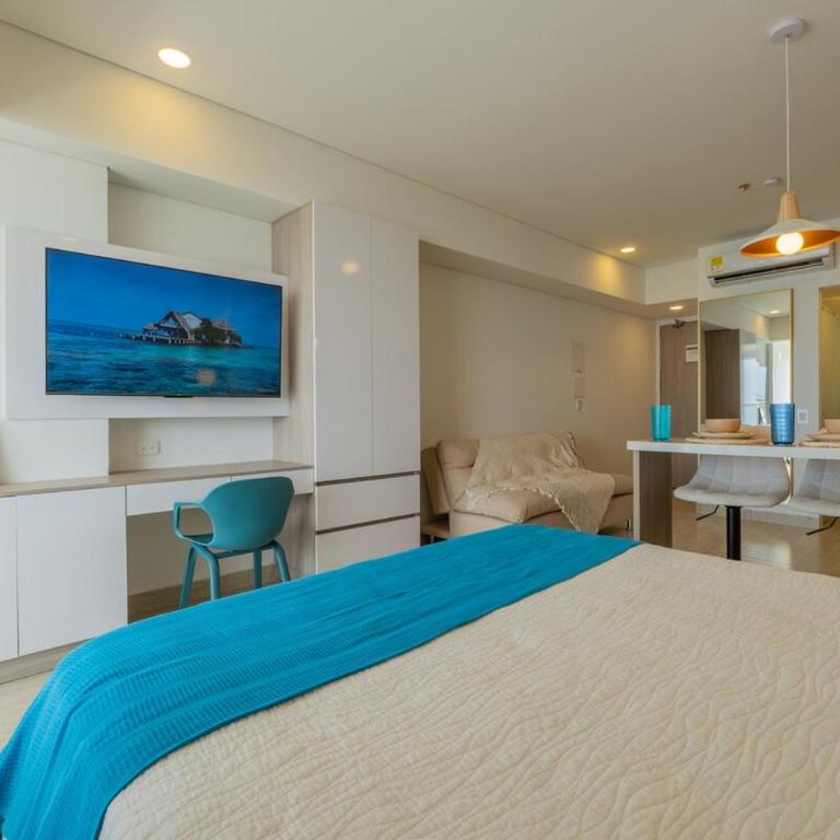 Apartamento con vista al mar, terraza privada y piscina cerca aeropuerto - One-Bedroom Apartment - 45