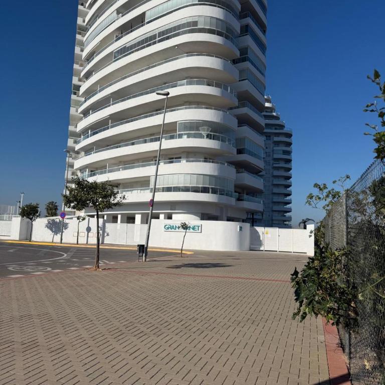 Gran Canet Nowy Apartament blisko morza i gór, Basen Jacuzzi Sauna - Apartment mit 2 Schlafzimmern und Balkon - 5