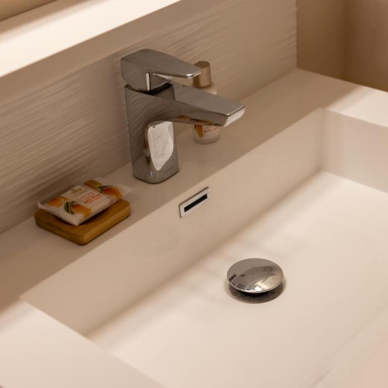 Balam Deluxe Queen - Doppelzimmer mit eigenem Bad - 6