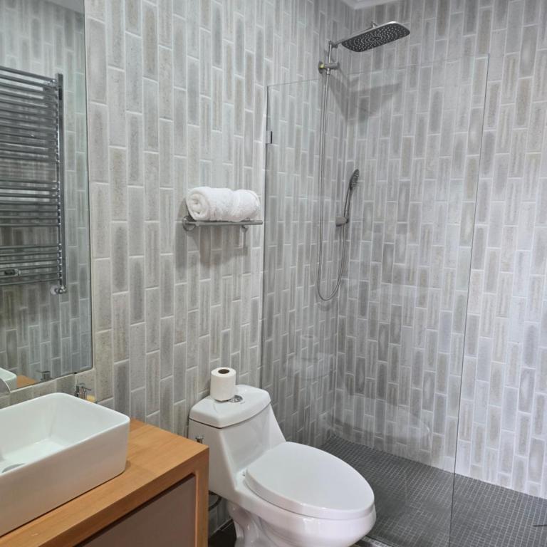 Palguin pad loft # 1 - Three-Bedroom Apartment - 1
