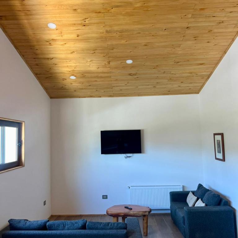 Palguin pad loft # 1 - Two-Bedroom Apartment - 1