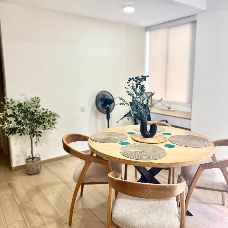 REFUGIO URBANO - Apartamento para descanso y trabajo remoto en Alameda del Río Barranquilla - Apartamento de 2 dormitorios - 4
