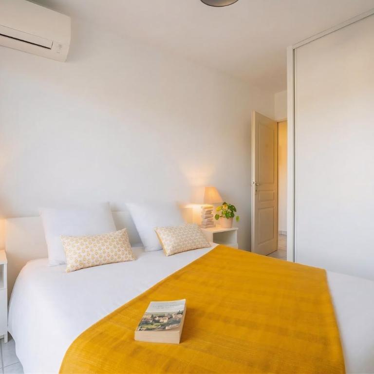 Evasion T3 4 étoiles entre Port et Calanques - Parking Privé, Plages 10mn à pied - Apartment mit 2 Schlafzimmern - 6