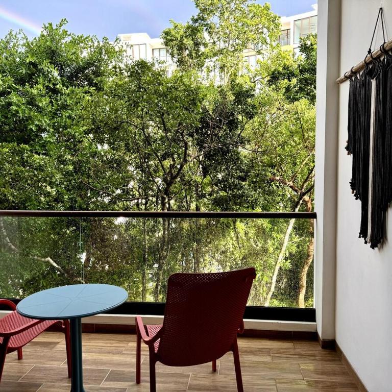Luxury Oasis Condo Pools, Rooftop & Paddle, Tennis - Two-Bedroom Apartment - 22
