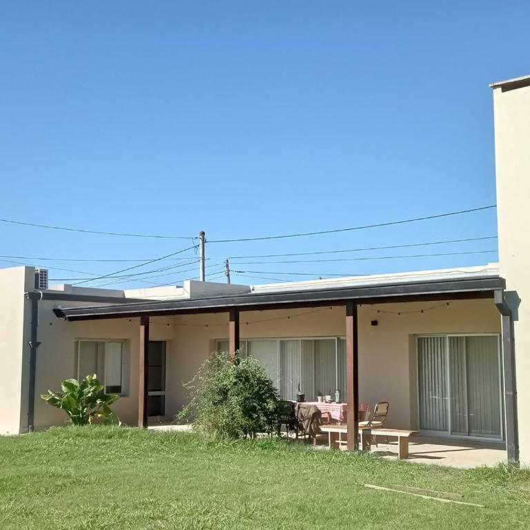 La Casa de White - One-Bedroom House - 9